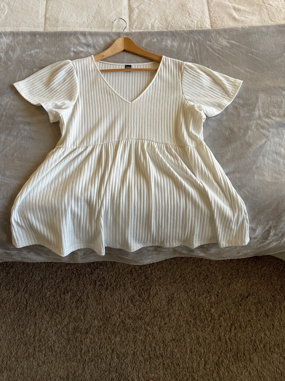 Maternity Tops - Picture 8 of 8